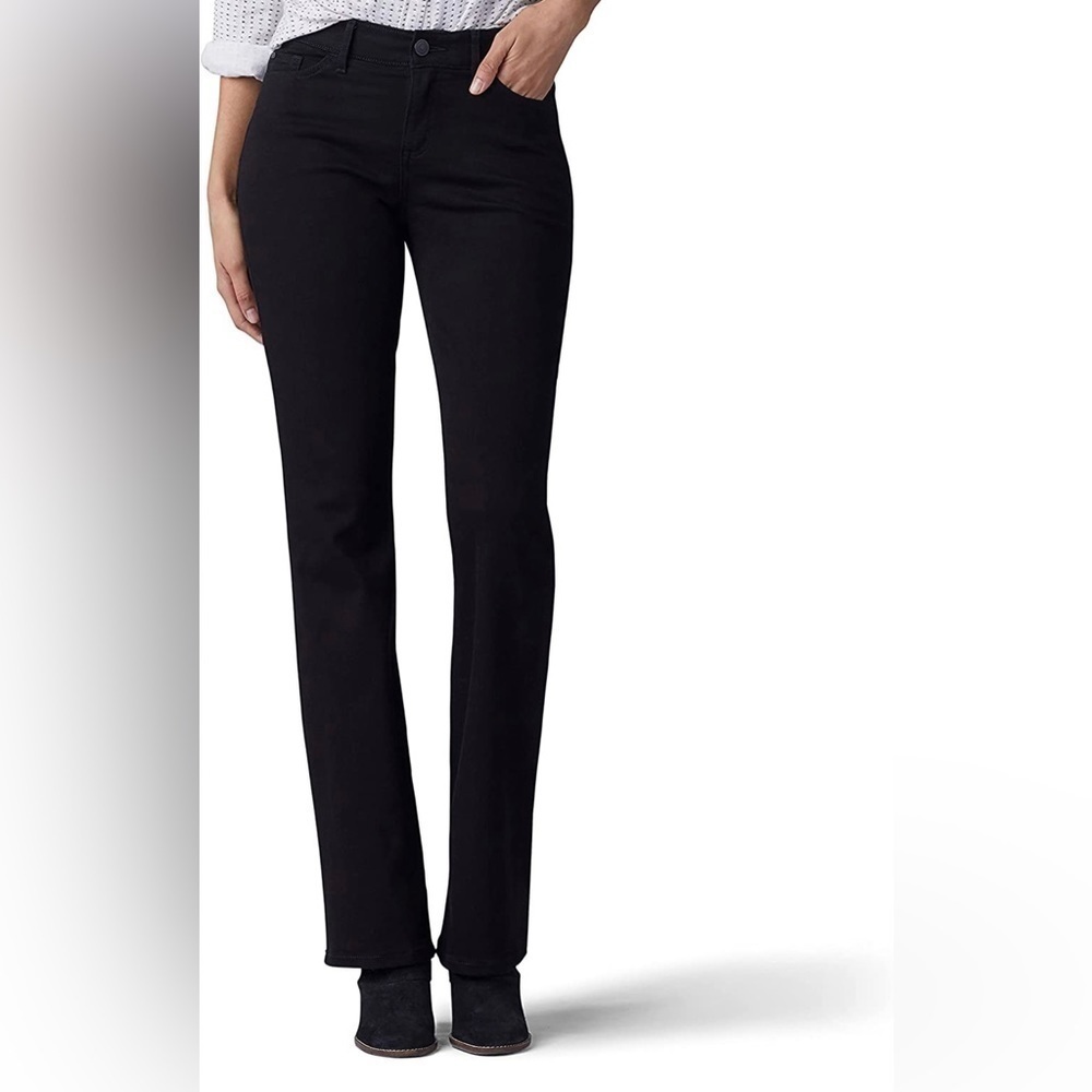 Lee Women's Flex Motion Regular Fit Bootcut Jean size 4s